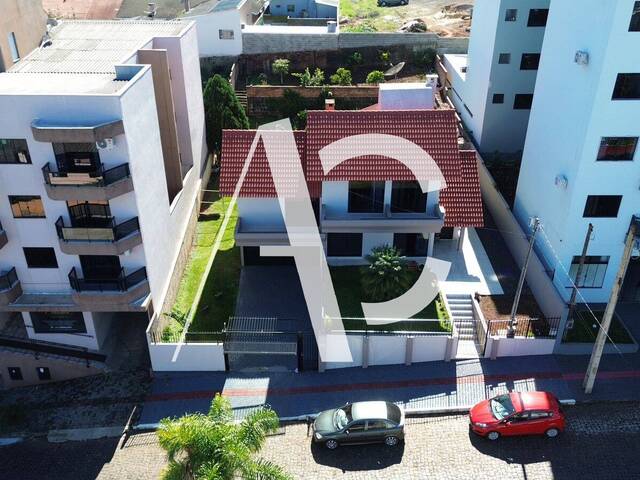 #2411 - Casa para Venda em Xanxerê - SC
